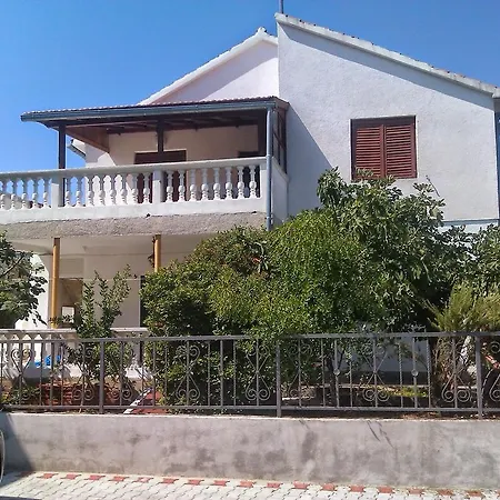 Apartments Grgurev Vodice
