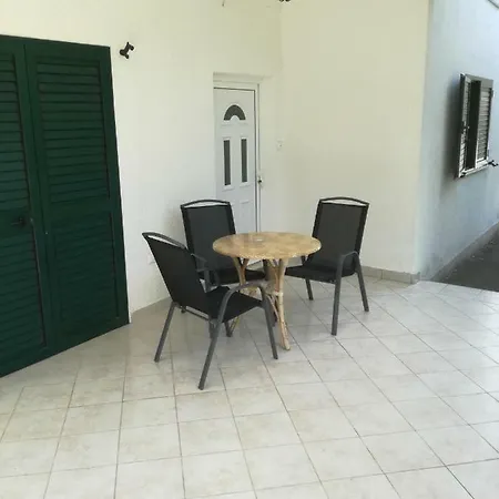 Apartments Grgurev